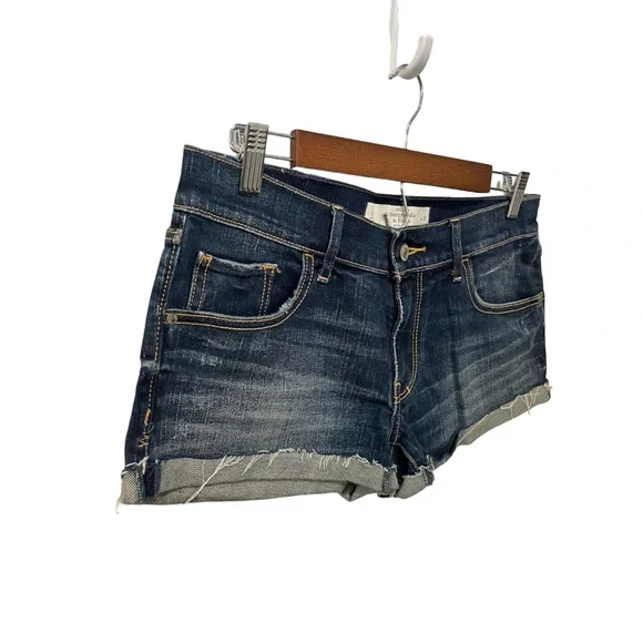 ABERCROMBIE & FITCH DARK BLUE WASH LOW RISE CUFFED DENIM SHORTS SIZE 28 - Picture 7 of 16